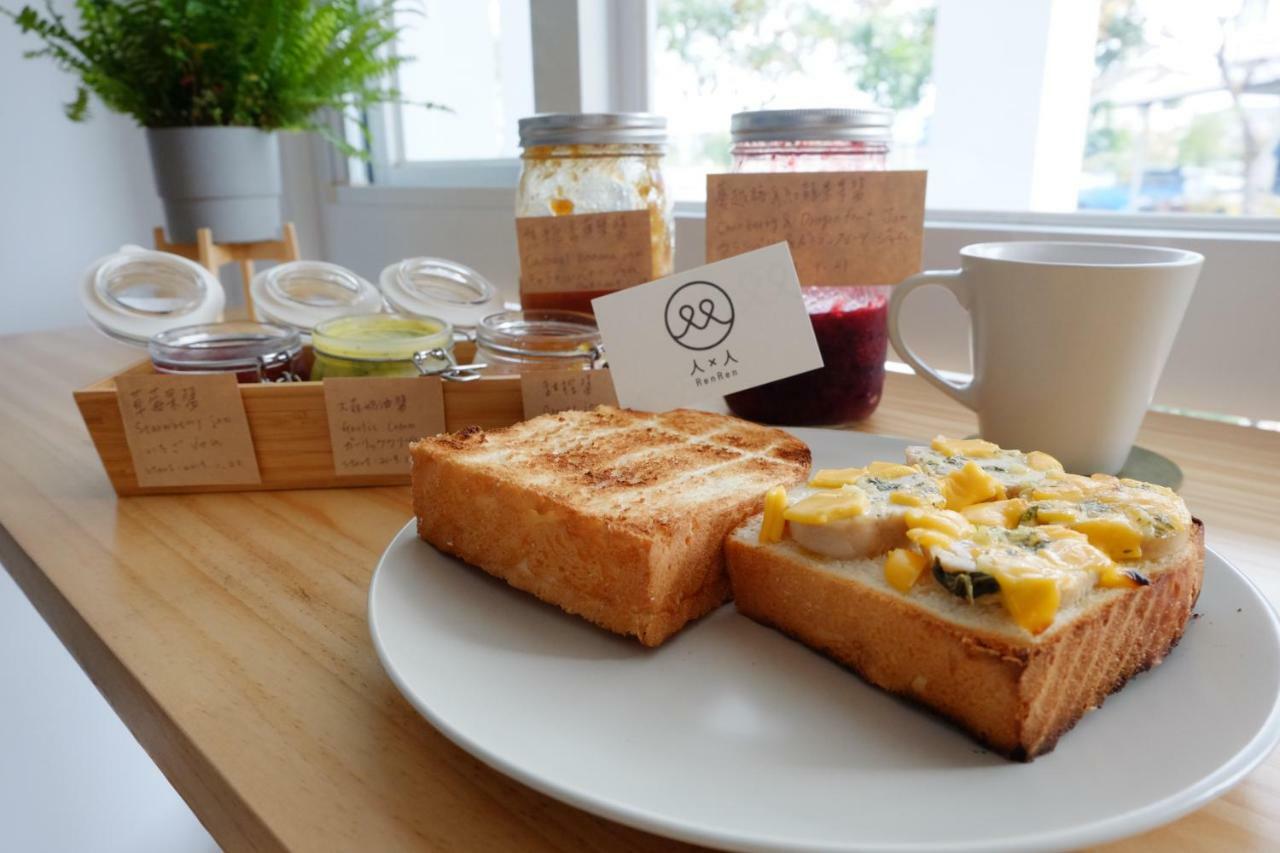 Lof/It Bed & Breakfast Taitung Bagian luar foto