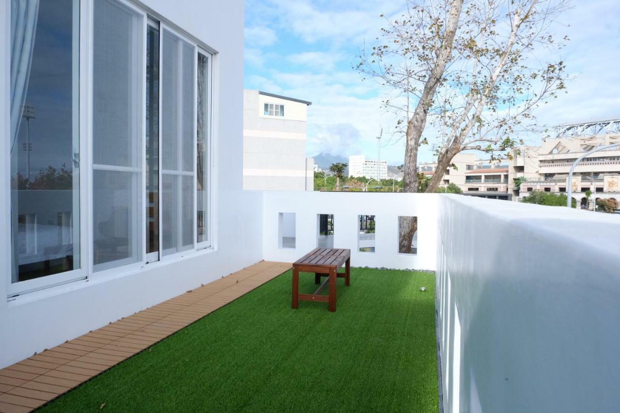 Lof/It Bed & Breakfast Taitung Bagian luar foto